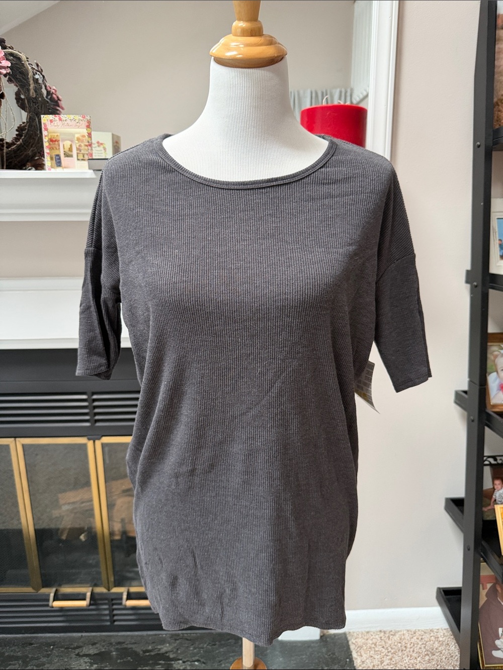 LuLaRoe Charcoal Gray Short-Sleeve Ribbed Tee